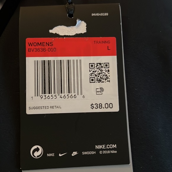 Nike Swoosh Training Bra ..**final clearance price ** - Picture 9 of 9